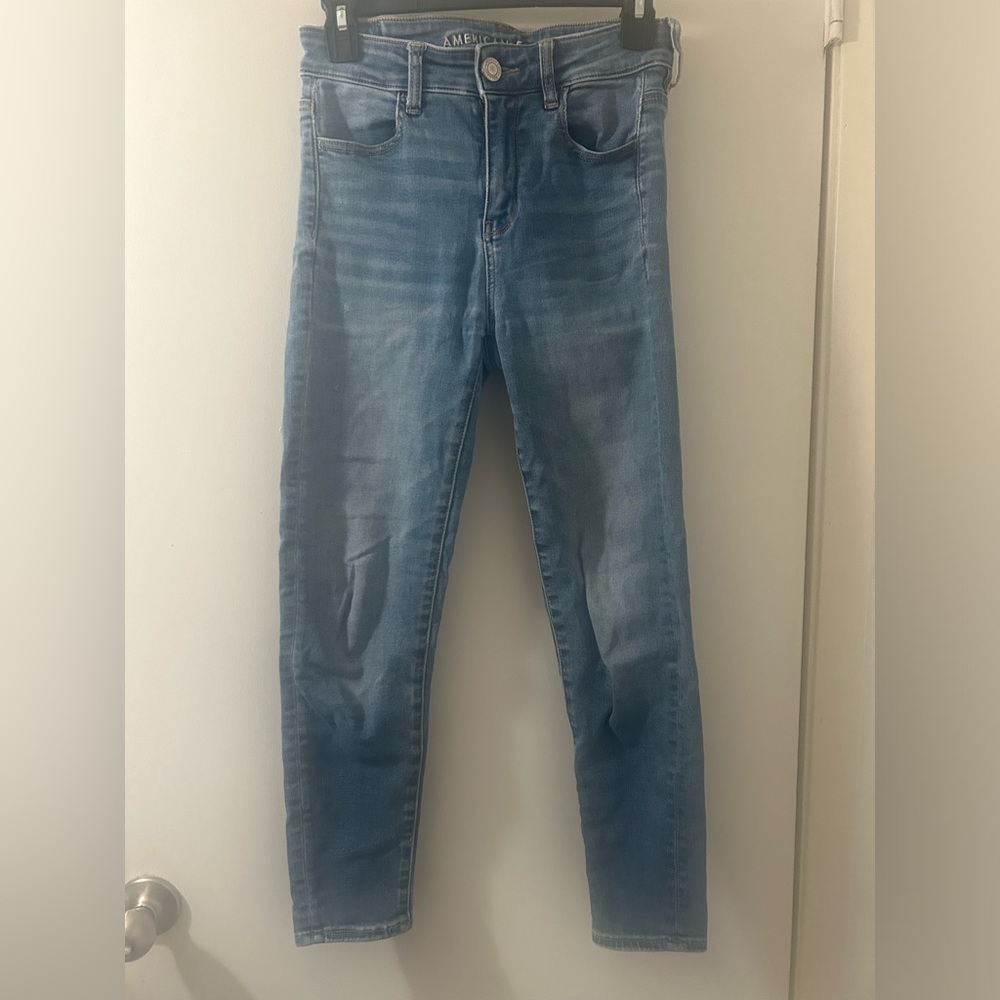 American Eagle Outfitters Light Blue Skinny Jeans